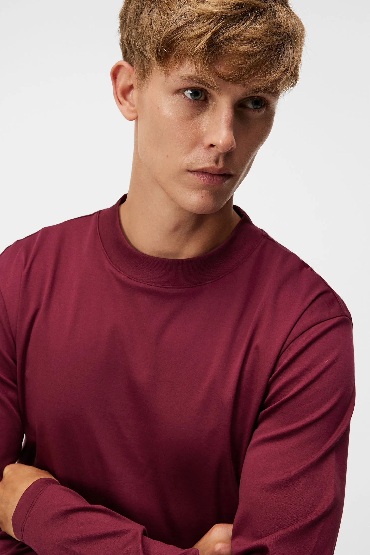 Ace Mock Neck LS T-Shirt / Zinfandel